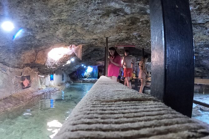 3-Hour Northwest Coast Excursion: Aquarium and Islas Margaritas - Islas Margaritas, the main water stop