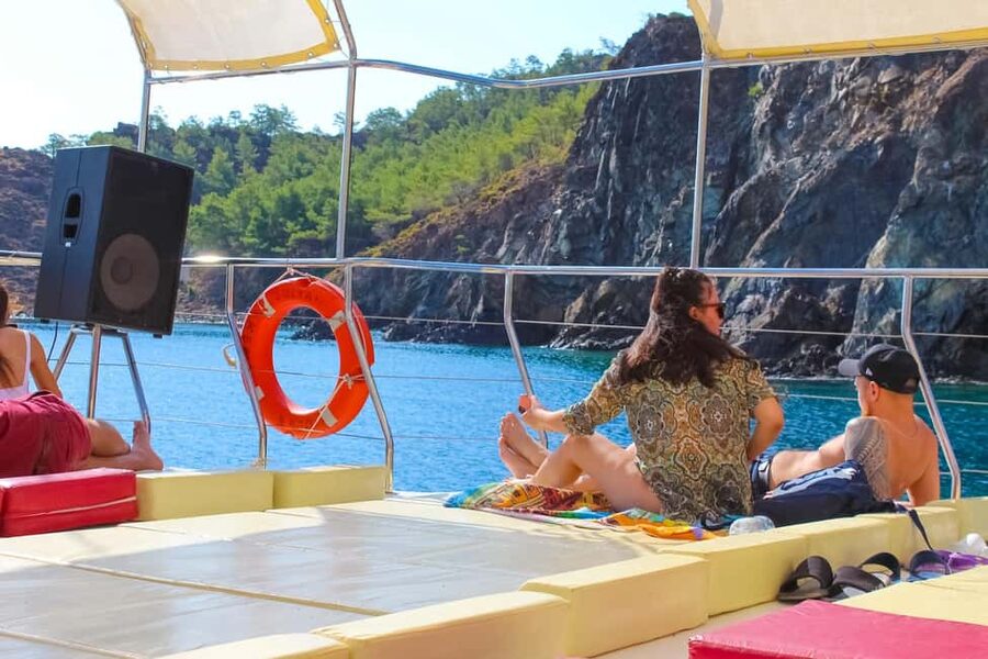Antalya: Old Town with Aquarium or Cable Car & Waterfalls - A practical way to see Antalya in one day