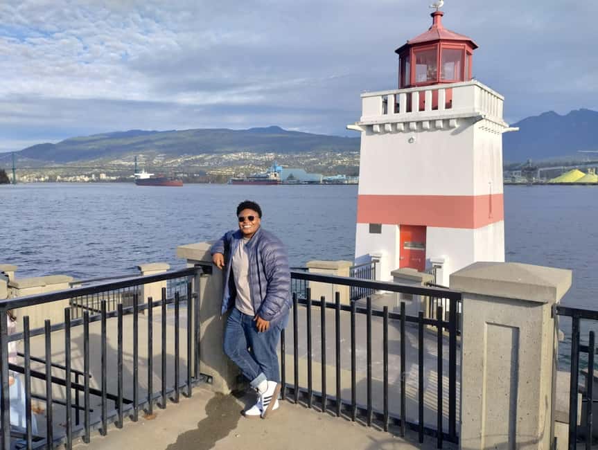 Aquarium & StanleyPark+20 Gem Spots+City/Vip Car+Small Group - Is $116 a good value?