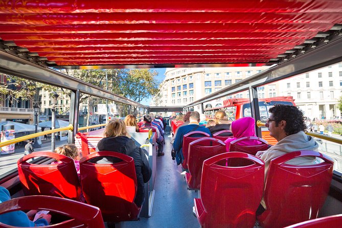 Barcelona City Tour Hop-On Hop-Off and Aquarium - What the $69.41 price really gives you