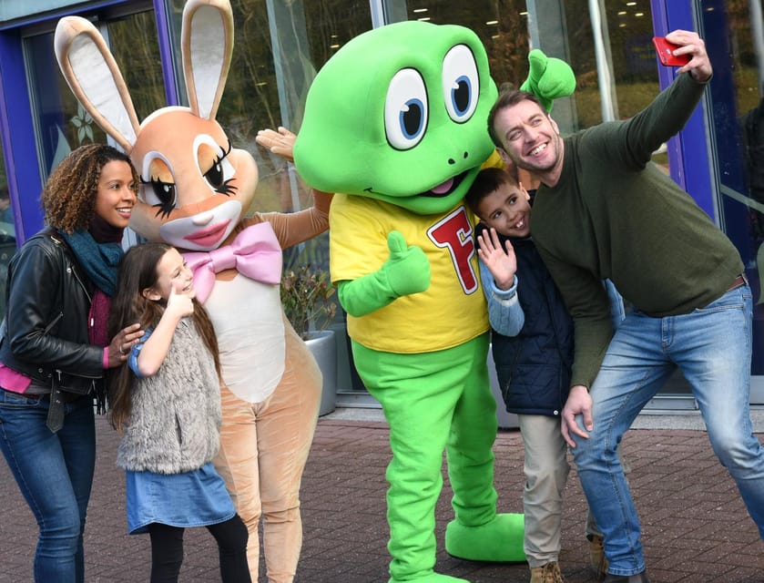 Birmingham: Cadbury World + SEA LIFE + LEGOLAND Discovery - LEGO building gives children control of the experience