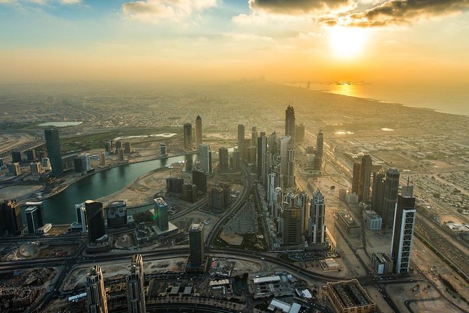 Burj Khalifa, Dubai Aquarium & UWZ with Penguin Cove Entry Ticket - The real cost of the observation deck