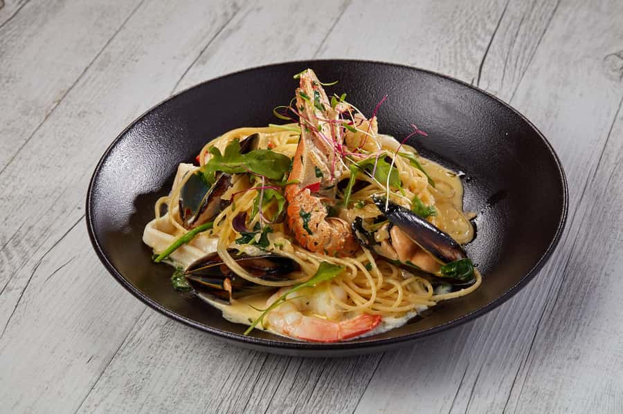 Cairns: Night at the Aquarium Guided Tour & 2 Course Dinner - Is $102 good value?
