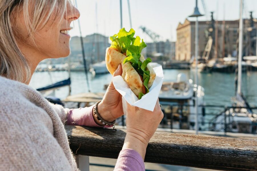Genoa: Aquarium of Genoa with Lunch - FAQ