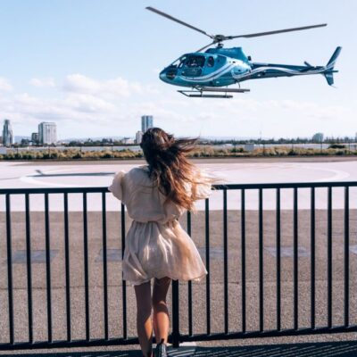 Gold Coast: Sea World and Broadwater Scenic Helicopter Tour