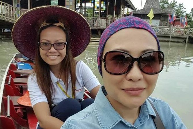 Half day Pattaya Floating Market and Underwater World Pattaya Combo - Pattaya Floating Market and its four Thai regions