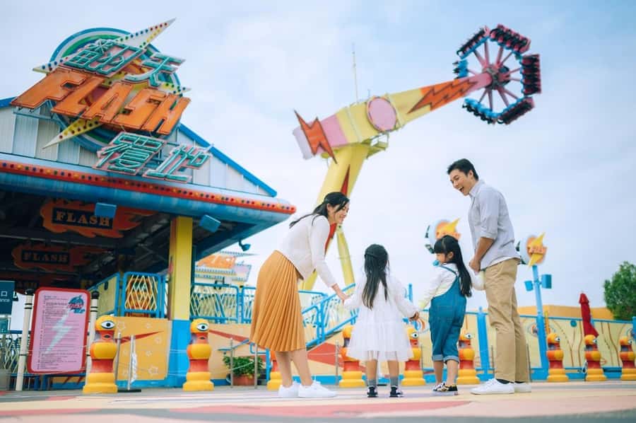 Hong Kong: Ocean Park Entry Ticket - Summit rides for different levels of courage