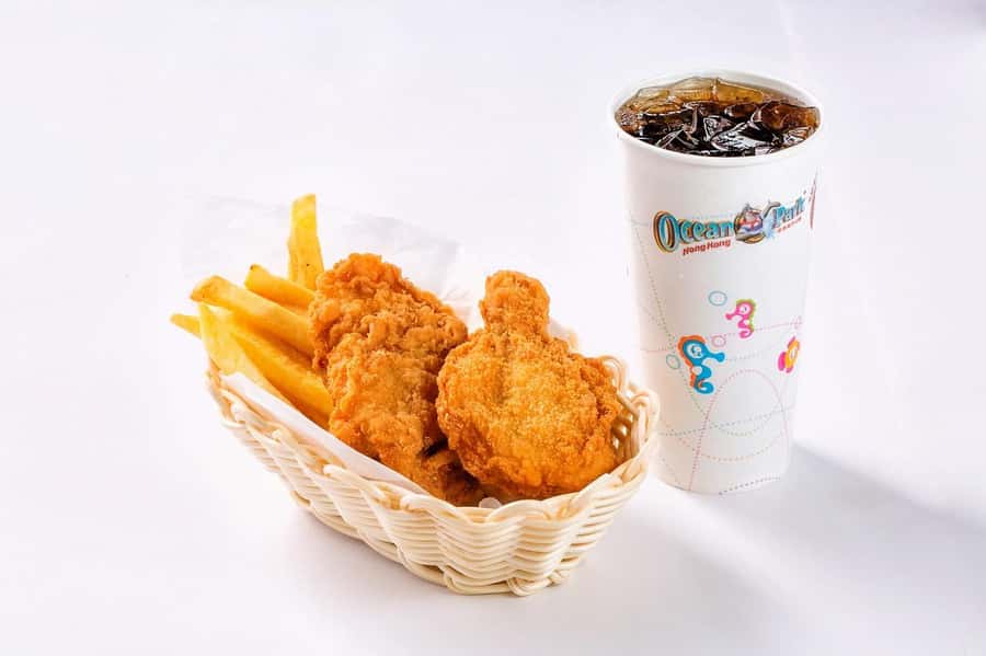 Hong Kong: Ocean Park Entry Ticket + Local Style Set Meal - Summit rides for serious thrills