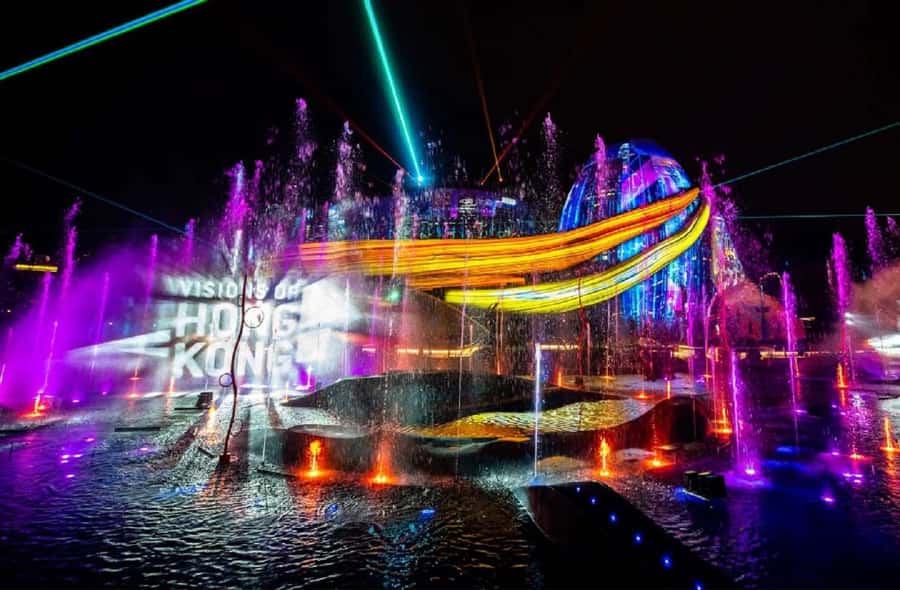 Hong Kong: Ocean Park Entry Ticket + OceanFasTrack Pass - OceanFasTrack: useful, but read the rules carefully