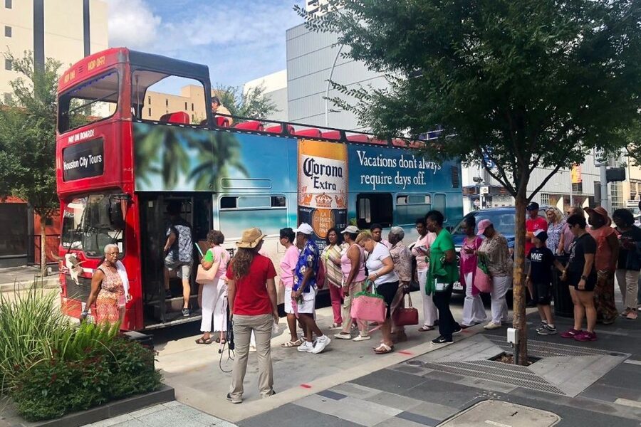 Houston Tour and Aquarium Ticket - Is $64 a fair price?