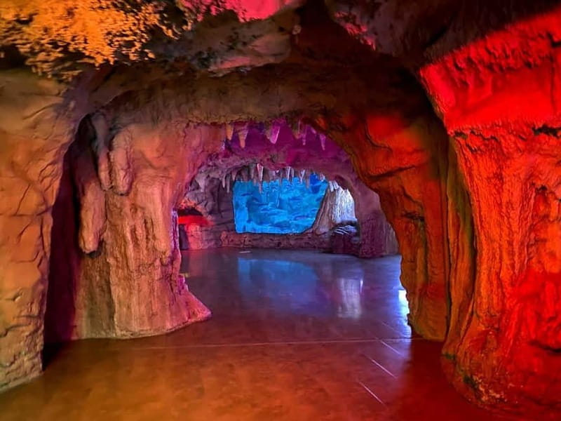 Istanbul: Aquarium Ticket with Shuttle Bus from Sultanahmet - Key points to know before booking