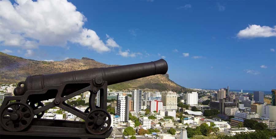 Mauritius: North Tour with Tea Tasting & Oceanarium Visit - Fort Adelaide starts the day above Port Louis