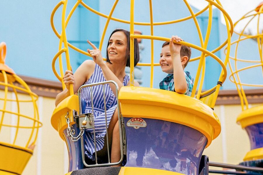 Movie World, Sea World, Wet’n’Wild & More - 5 Day Pass - Paradise Country: a change from rides