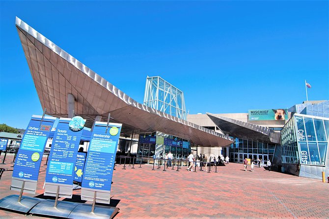 New England Aquarium Admission Ticket in Boston - Start outside with seals and Boston Harbor views