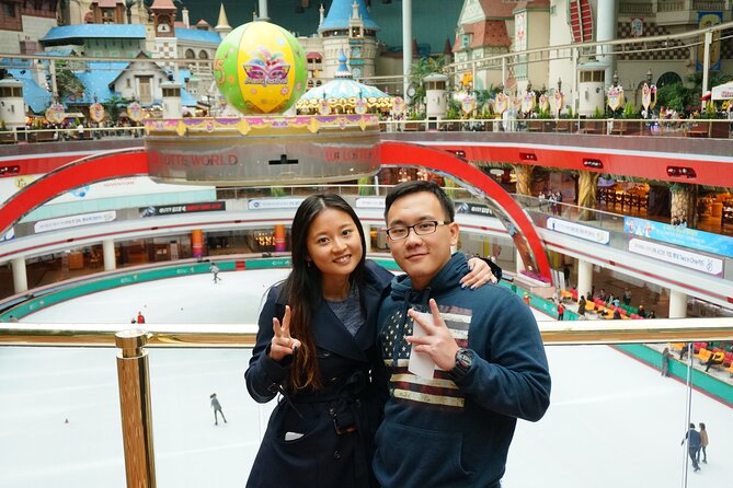 Private tour Lotte World,Tower,Aquarium(All Tickets are included) - A full day inside Seoul’s Lotte complex