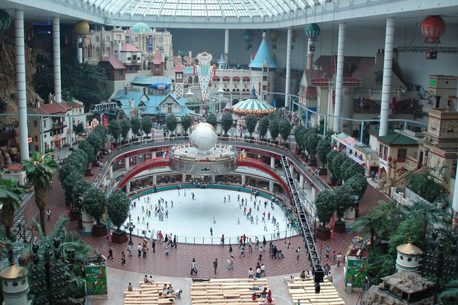 Private tour Lotte World,Tower,Aquarium(All Tickets are included) - Booking, timing, and cancellation details