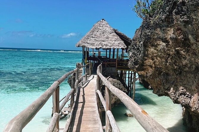 Salaam Aquarium Mtende Beach The Rock Restaurant Kae funk Sunset - How the Private Format Changes the Day