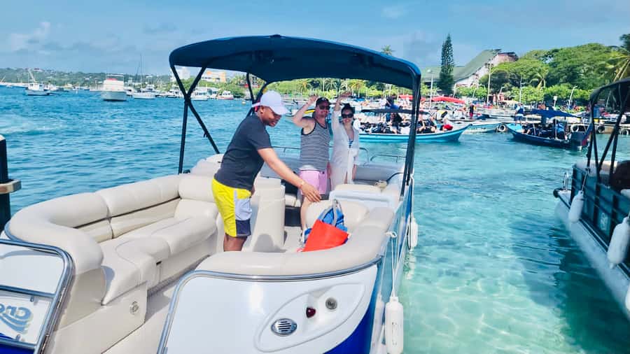 San Andres: Private Boat Trip with Aquarium and Beach Stops - Key points to know before you book