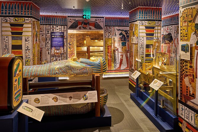 Tomb of the Pharaohs and Cairns Aquarium Combo - How to plan the two stops in one day