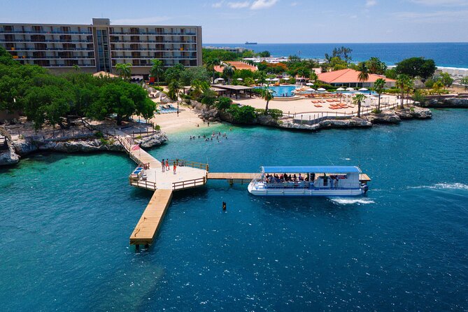 Underwater Seaworld Explorer Experience in Curaçao - A good choice for families and non-swimmers
